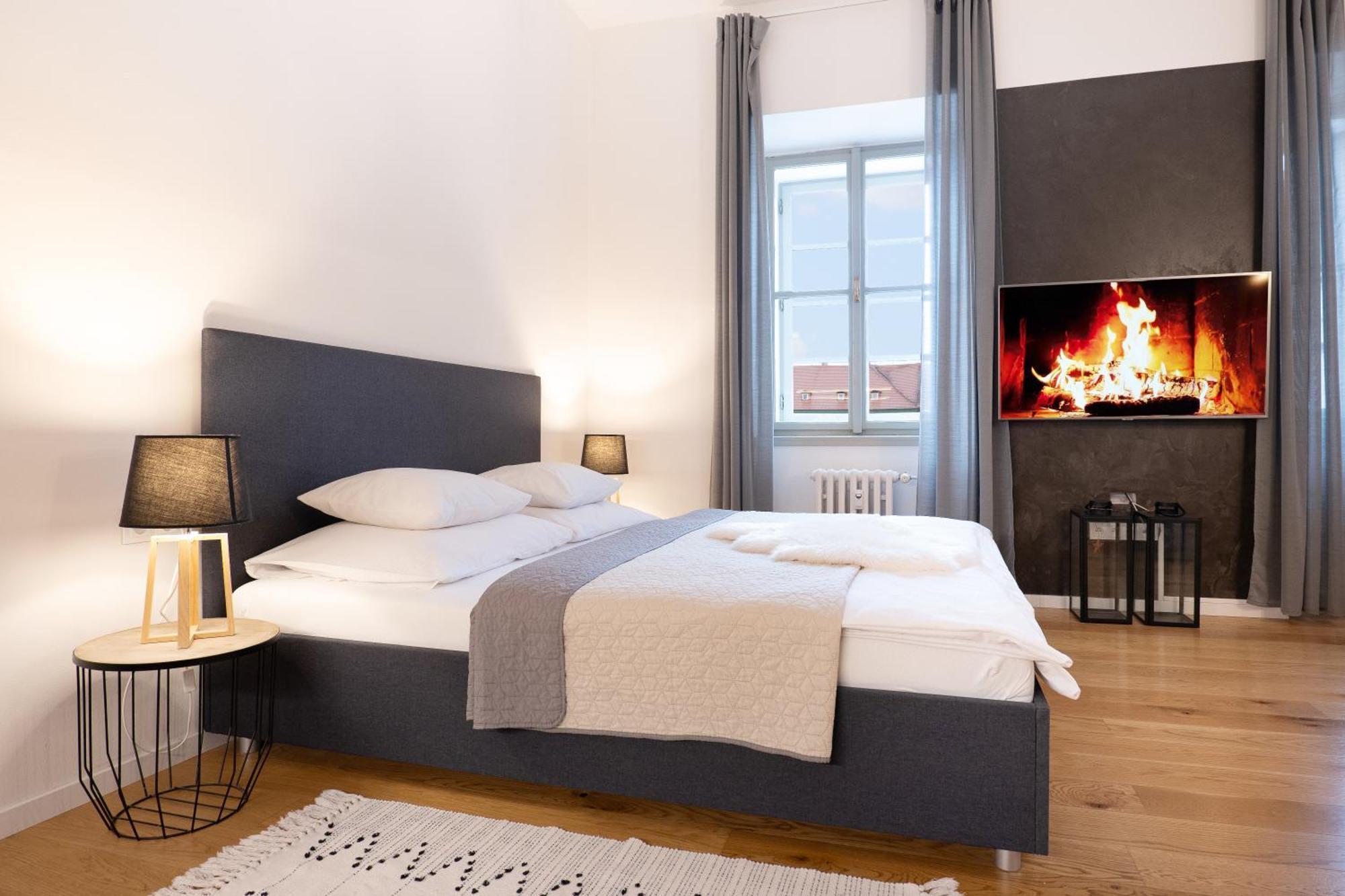 U Zlate Hvezdy Ritz Apartment ลิโตเมริเซ ภายนอก รูปภาพ